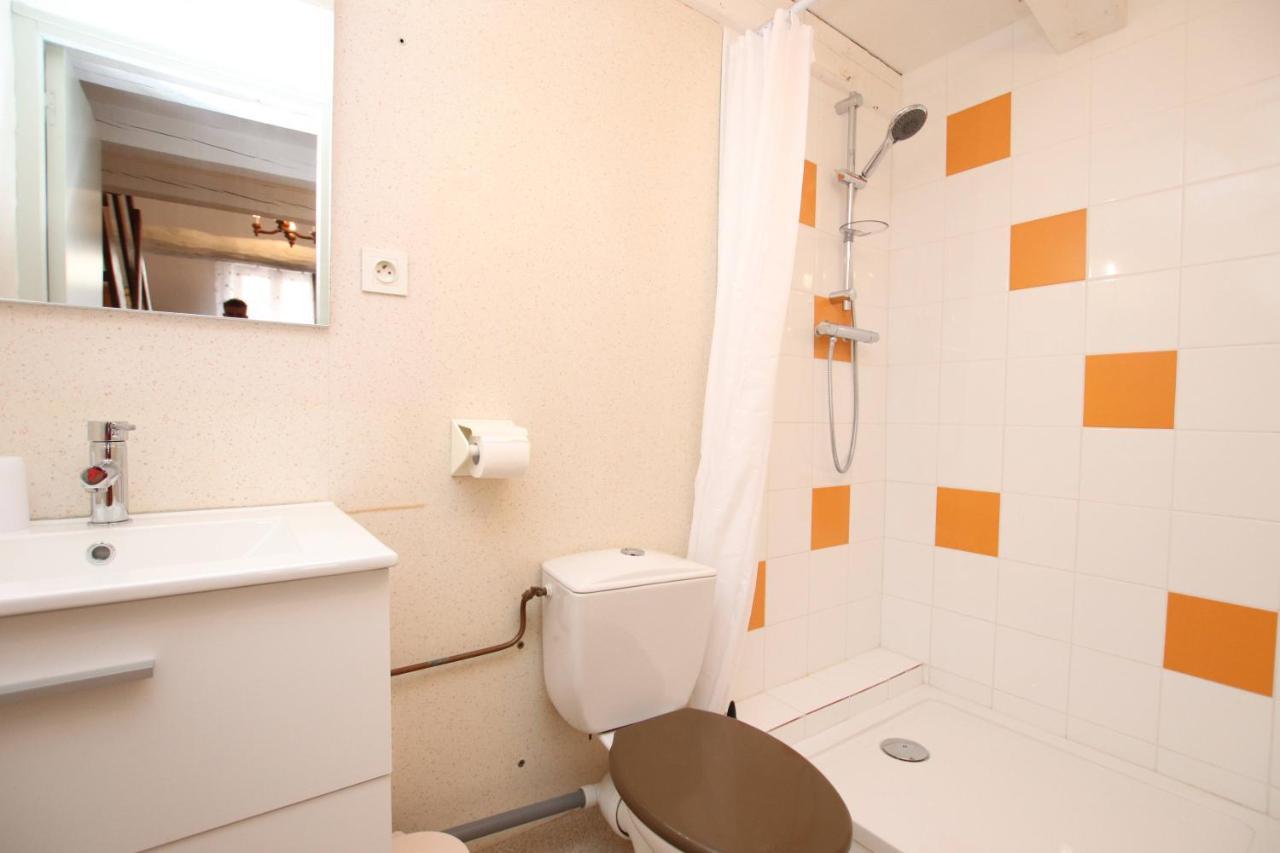 Charmant Appart 4 Personnes Plein Centre Riez Exterior foto
